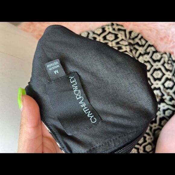 Dress  - Picture 3 of 5